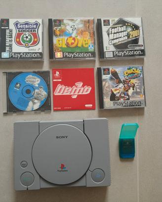 Sony PlayStation 1 + Memory Card + 6 Giochi