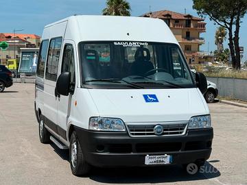 Fiat Ducato trasporto disabili 9 posti