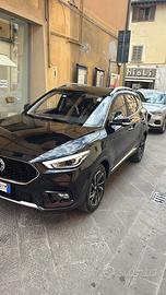 MG ZS LUXURY 1.0