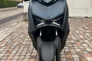 YAMAHA XMAX300 2023