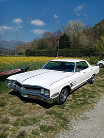 Buick wildcat sedan 1965