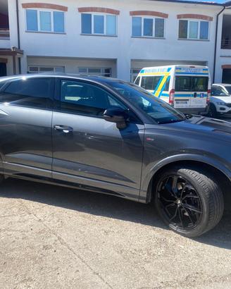 Audi Q3 SPB 40 TDI quattro S tronic line edition