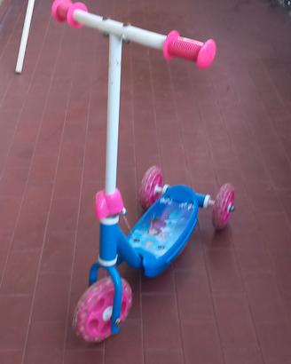 Monopattino bambina
