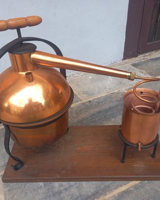 alambicco artigianale in rame da collezione 