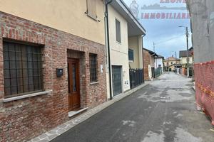Immobile di 40 m² a Zeccone