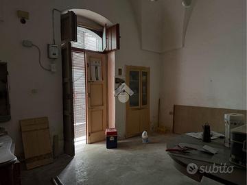 CASA SEMINDIPENDENTE A CAROVIGNO