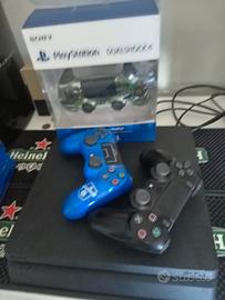 ps4 con giochi vari e 3 dualshock4