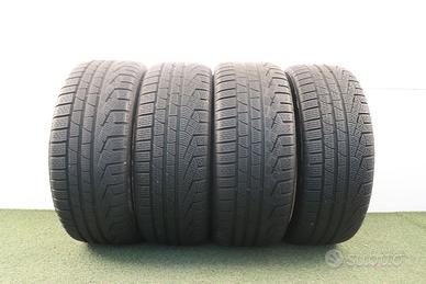 Gomme Pirelli Sottozero 245 35 20 255 35 20 Invern