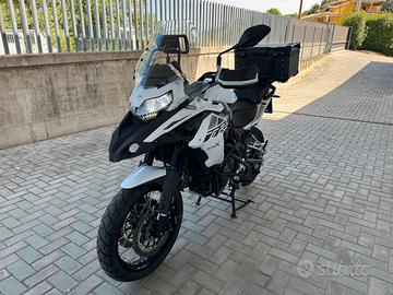 Benelli Trk 502 x