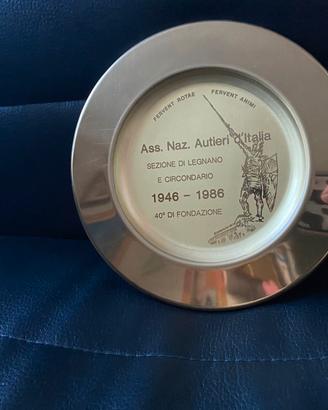 Piatto comm. Ass. Naz. Autieri d'Italia 40 anni