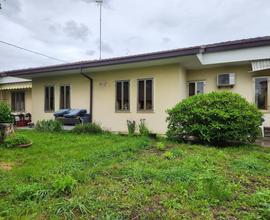 Vigonovo:casa singola di 180mq al piano terra. in