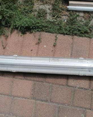 Plafoniera luce neon