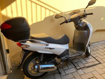 Scooter peugeot lxr 200