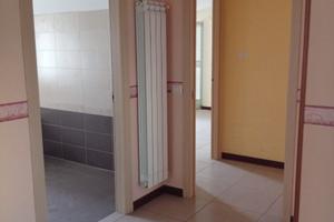 Appartamento recente zona centrale con box