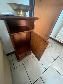 Tavolino porta telefono , svuota tasche