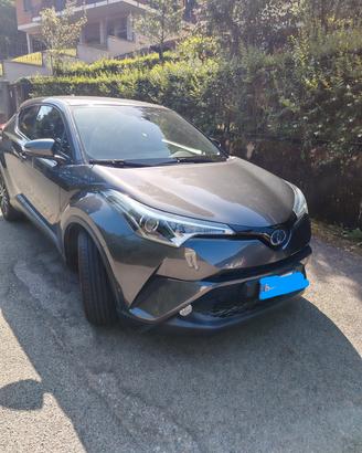 TOYOTA CHR 