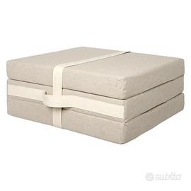 Pouf, materasso compatto e pieghevole di Muji