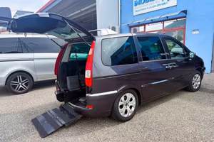 Citroen C8 - Auto per disabili con pianale ribassa