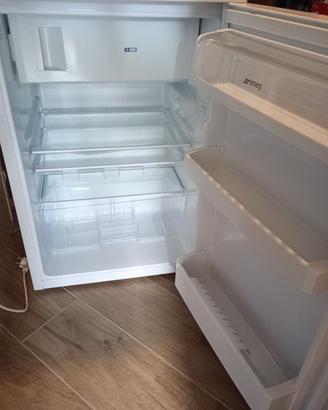 Frigorifero basso con congelatore Smeg