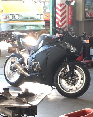 Honda CBR 1000rr