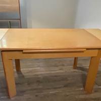 Tavolo in faggio allungabile