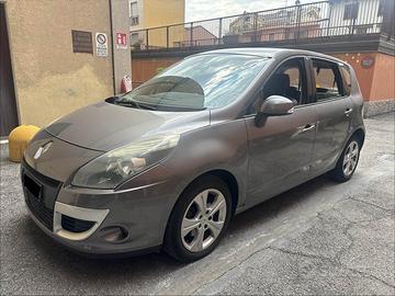 Renault Scenic 1.5 dci X-MOD