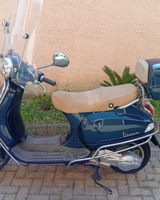 Vespa lx125 colore blu metallizzato