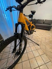 orbea Wild h10 fox ,schimano xt , km 1200 ,bosch.