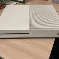 Xbox one con 13 giochi 