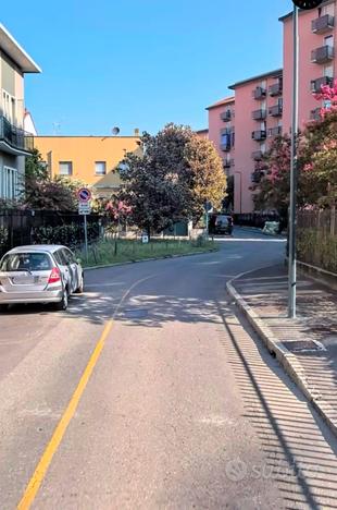 Uso SINGOLA in ZONA NIGUARDA-LIBERA SUBITO