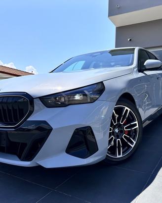 Bmw 520d 48V xDrive Msport Pro grigio Nardo’