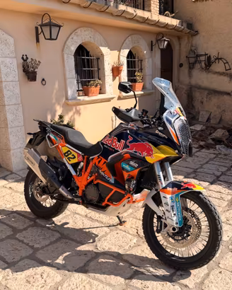 KTM 1290 Super Adventure R 2023 - red bull - tech