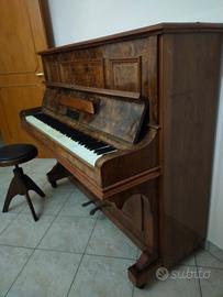 Pianoforte Verticale Antico