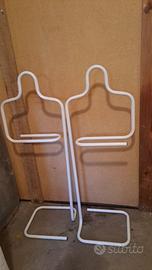 Porta abiti da camera