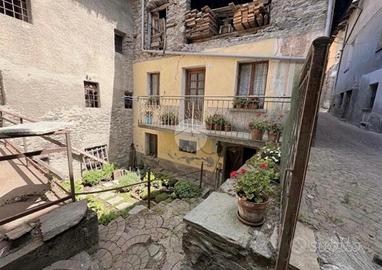 MONOLOCALE A VILLENEUVE