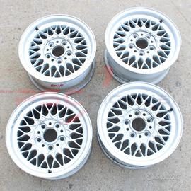 Kit N°4 cerchi in lega 7×15 KBA BMW E20