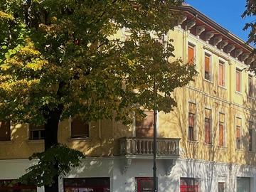 CENTRALISSINO LOCALE COMMERCIALE