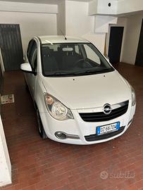 Opel agila 1.0 12V