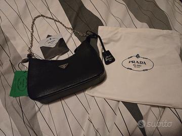 borsa prada nera, con sacca e tutto