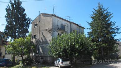 Staranzano, immobile a reddito per investimento