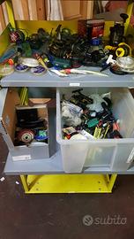 lotto di canne da pesca, mulinelli ecc..