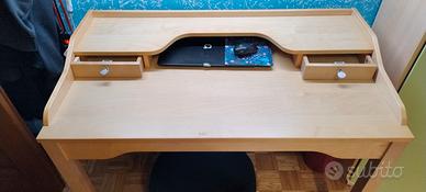 Scrivania in Betulla 