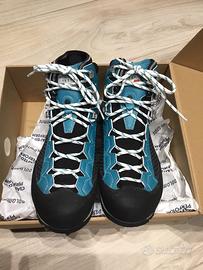 Scarponcini montagna