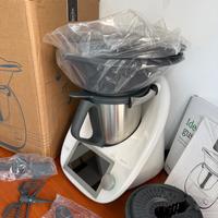 Bimby tm6 vorwerk pari al nuovo con accessori