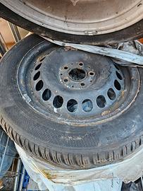 Cerchi in ferro Mercedes Cl. B + gomme invernali