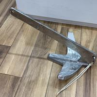 Ancora in acciaio, supporto ausiliario , dotazioni