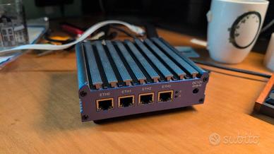 mini pc/soft router Intel 8G ram 512SSD 4x2.5gb
