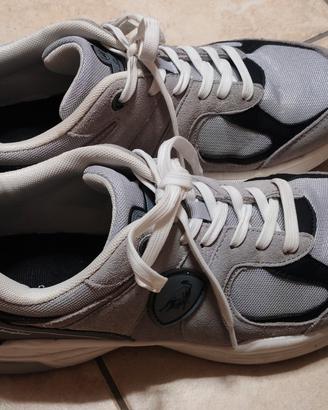 scarpe da tennis numero 44