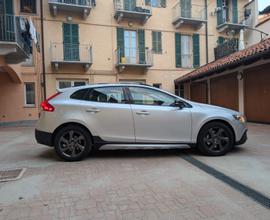 Volvo V40 Cross Country D4