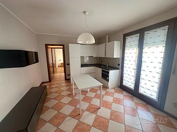 Mini in centro con terrazzone